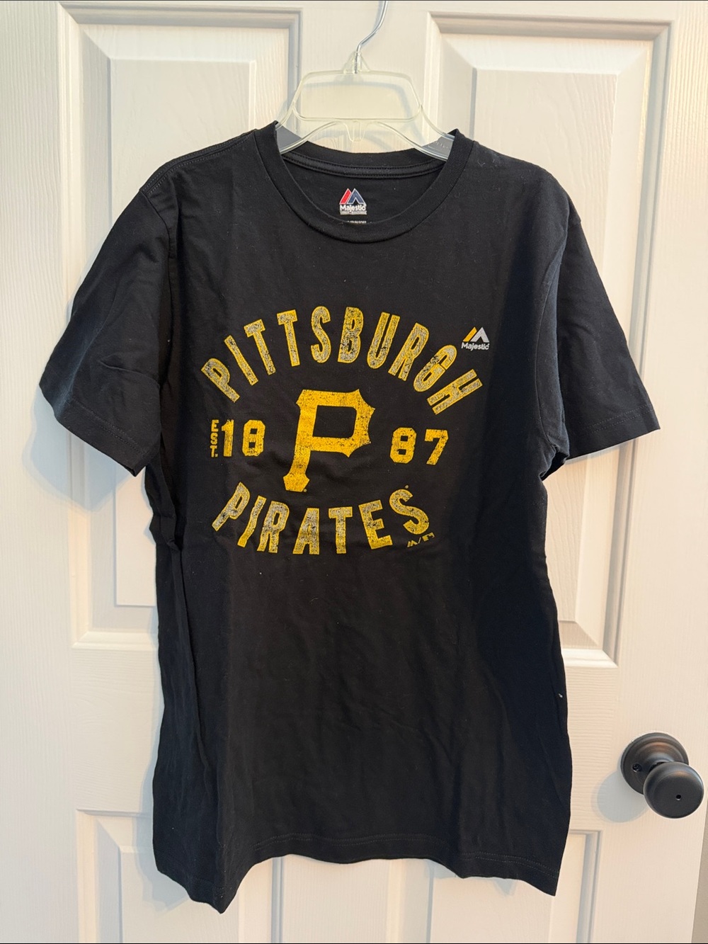 Majestic Pittsburgh Pirates Black and Yellow Short Sleeve Tee
